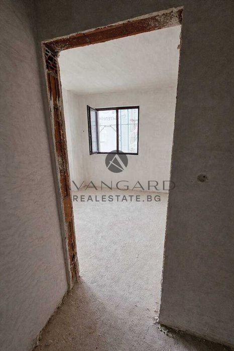 оф.25078 Многостаен апартамент до ГРАНДА