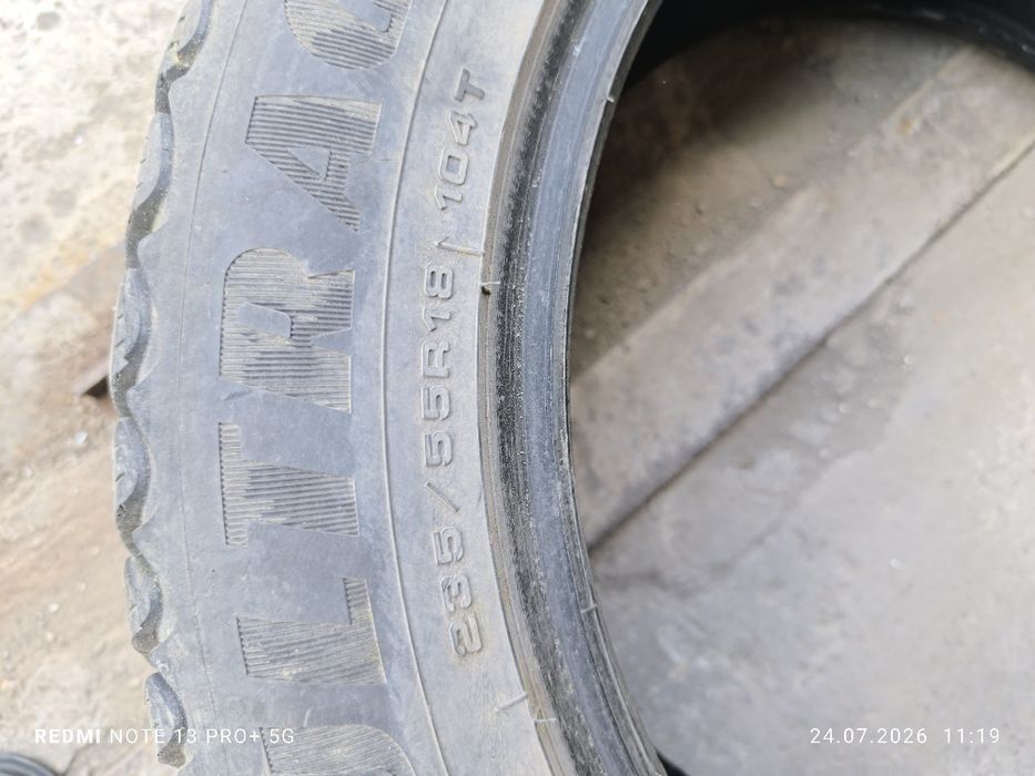 Good year ultra grip 235.55.R18