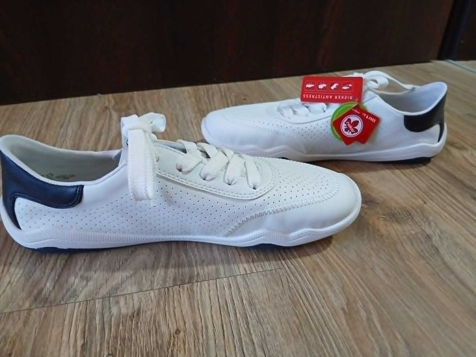 Нови Дамски ниски маратонки Rieker 40 номер