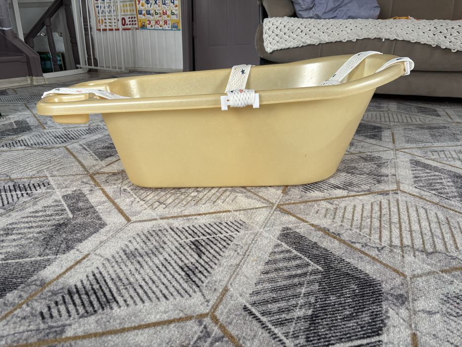 Детская ванночка с шезлонгом