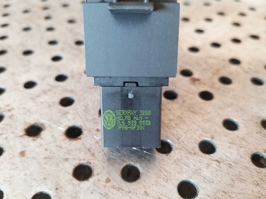 Buton geam electric dreapta spate vw golf 6 5k 7l6959855b