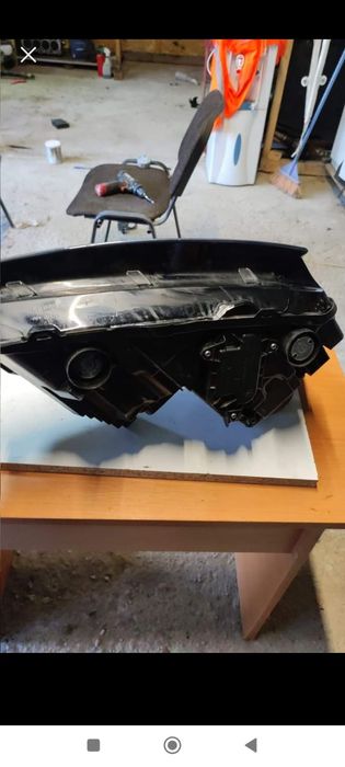 Far stânga skoda superb 3