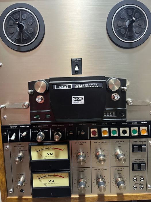 Vand magnetofon akai gx 400