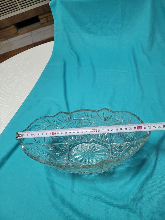 Продаются хрустальные вазы