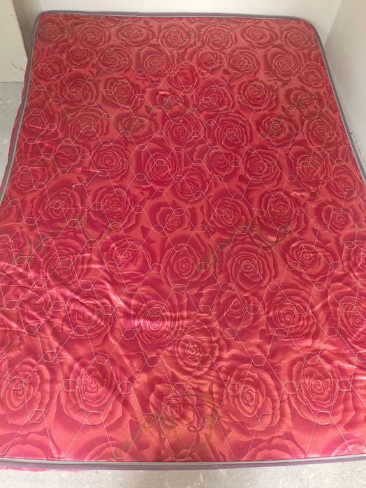 Продам матрас .  ...