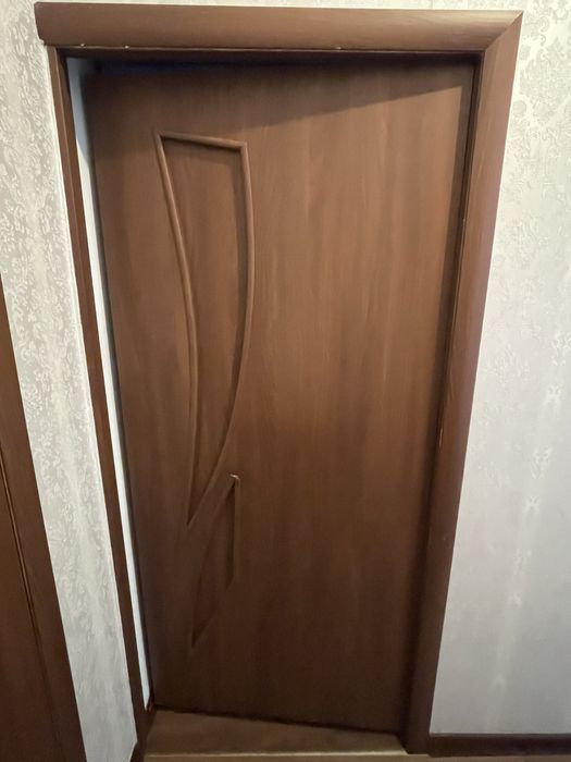 Двери межкомнатные 7шт