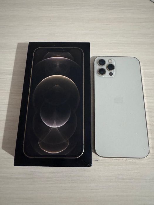 Iphone 12 pro продается.