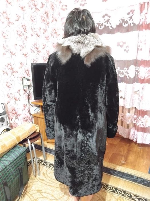 Шуба цигейковая натуральная