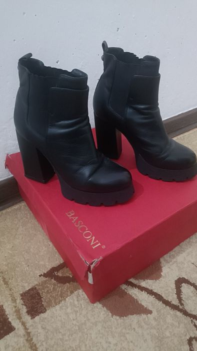 Ботильоны черные