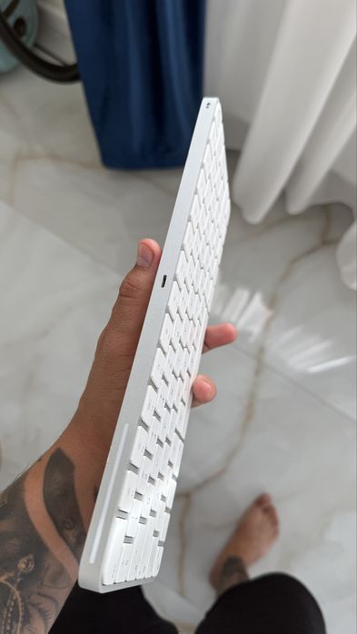 Tastatura apple touch id