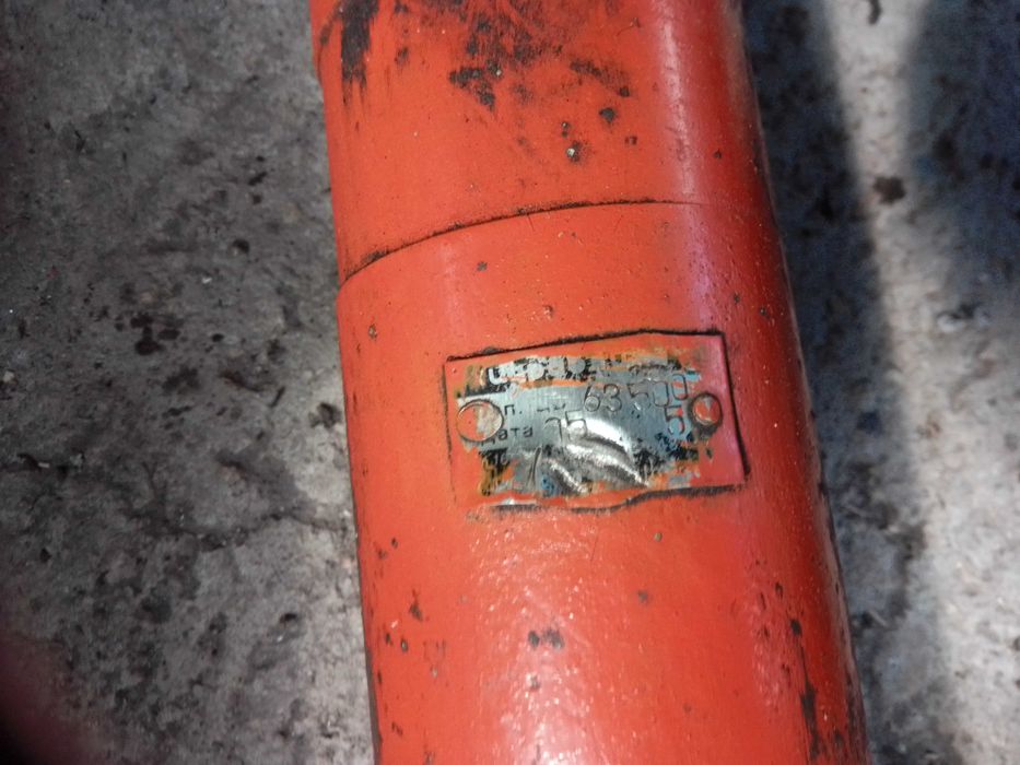 Хидравлични и пневматични цилиндри