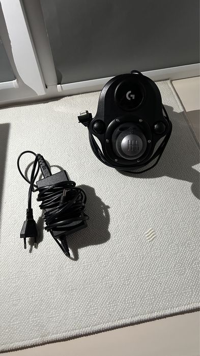 Руль Logitech G923