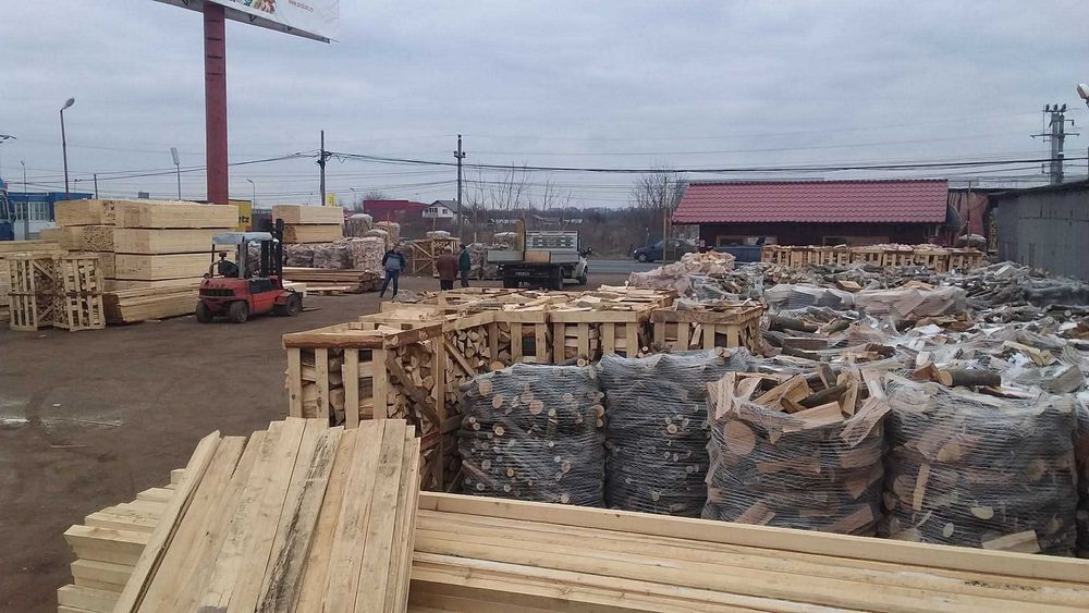 Vand cherestea si lemn de foc