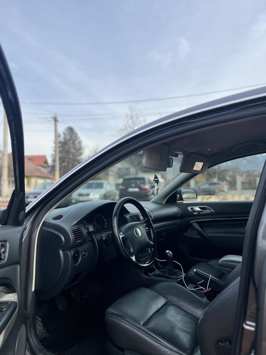 Skoda Superb 2.8V6 193CP