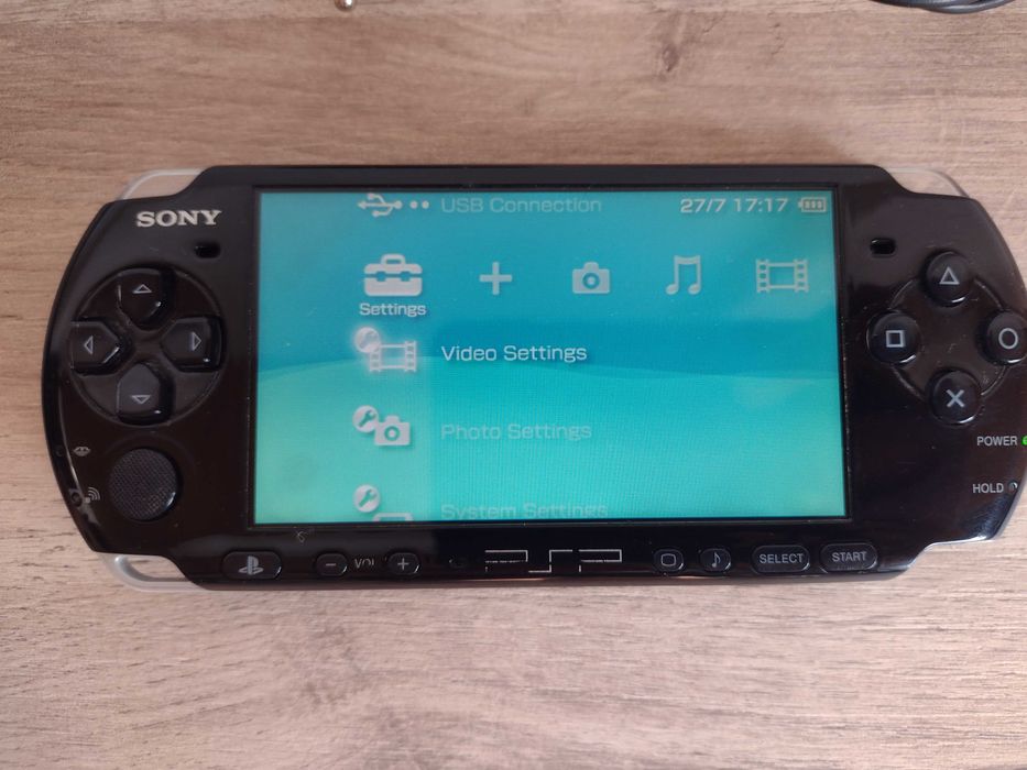 Sony PSP 3004 със зарядно