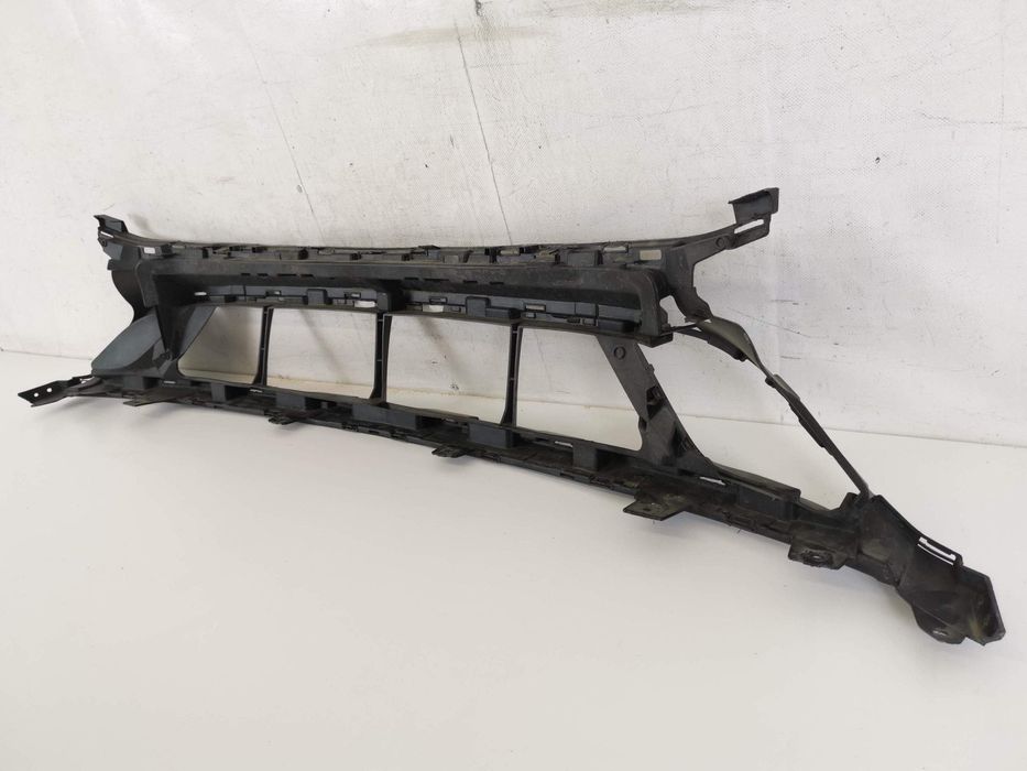 Долна решетка на предна броня Мерцедес-Бенц С-Клас / Mercedes-Benz S-C