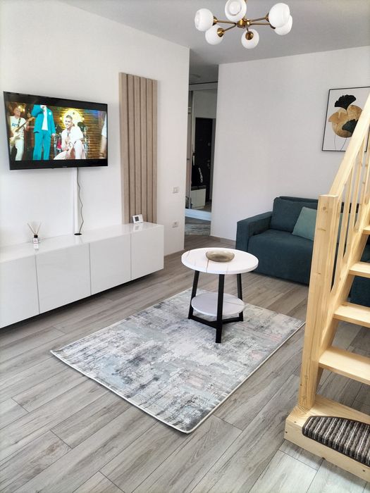 Propietar Inchiriez apartament