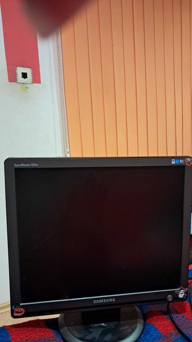 Монитор самсунг за камери...