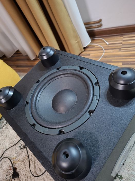 Subwoofer „200/230” – stare impecabilă, ca nou