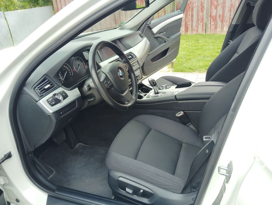 Vând Bmw seria 5 motor 2 litri diesel cutie automată head dysplay facelift