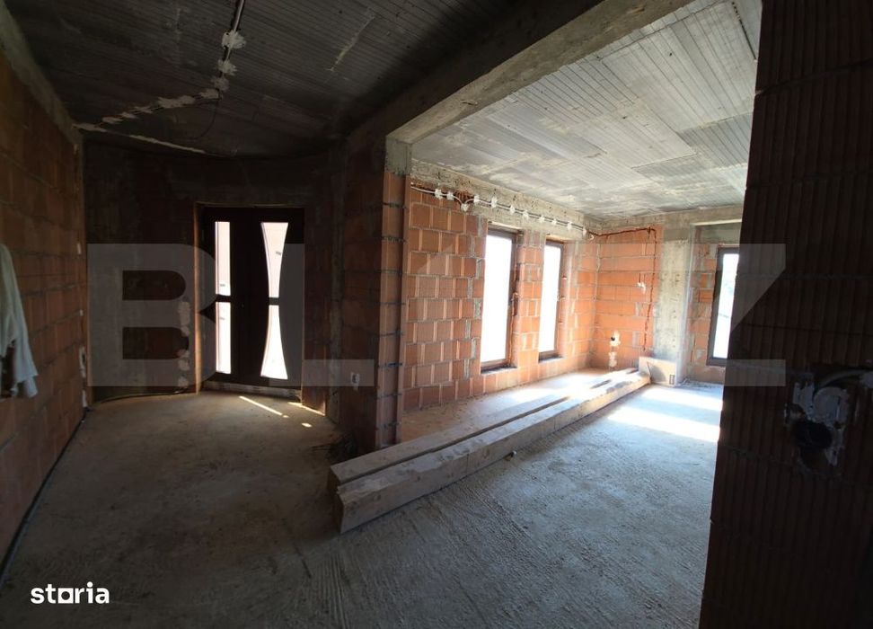 Teren 10 ari cu casa la rosu 240 mp cu plus garaj–Valea Rusului, pan