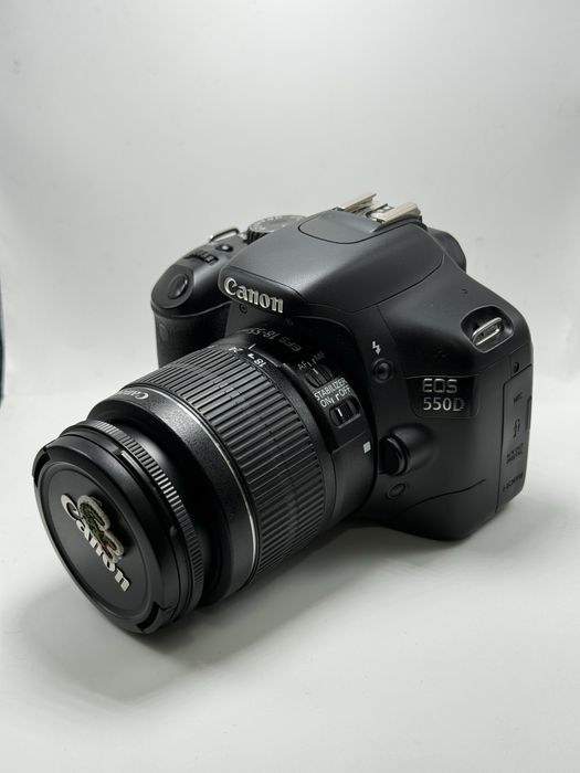 Canon 550D sotiladi