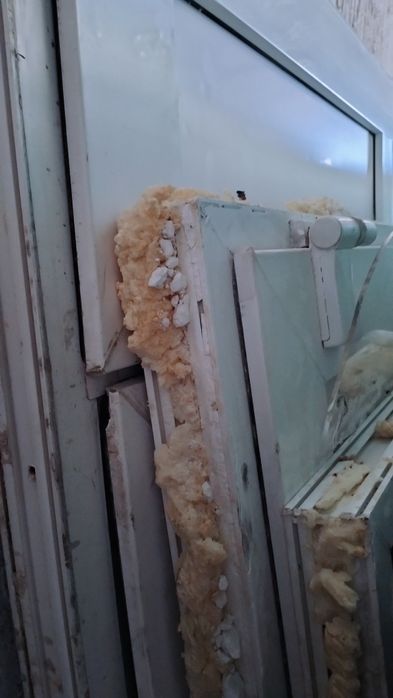 Пластиковые двери