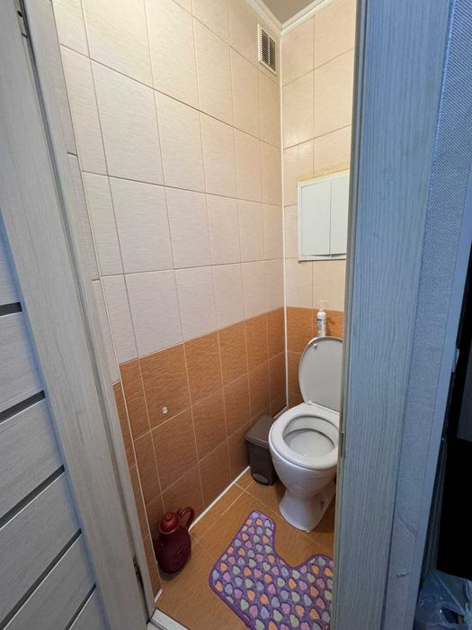 Продам 2 комнатную на 5 мкр