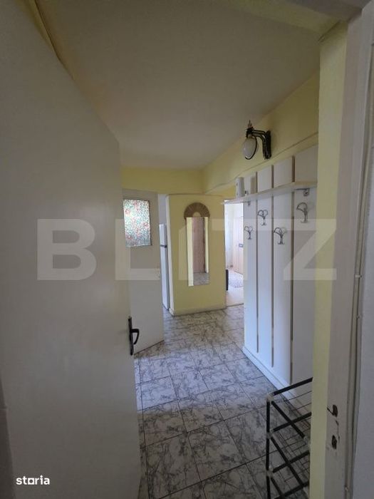 Apartament 3 camere , decomandat ,64 m2, zona Piata Centrala