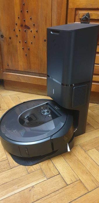 Roomba i7+ робот прахосмукачка