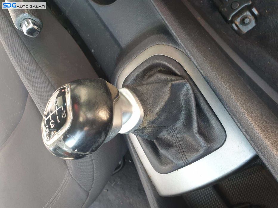 Nuca cu Manson in 6 Trepte de la Schimbator Trepte Viteze Kia Rio 3 2011 - 2015 (uzura) [Q2912]