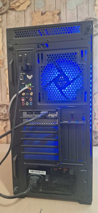 Геймърски Компютър i5 13400F / RTX 4060 / 32ГБ Рам G:RIGS SPARK Ultra