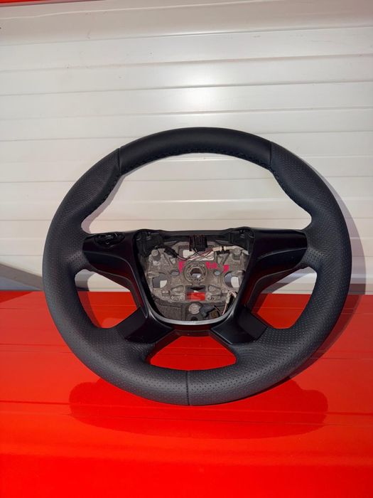 Volan ford transit imbracat in piele