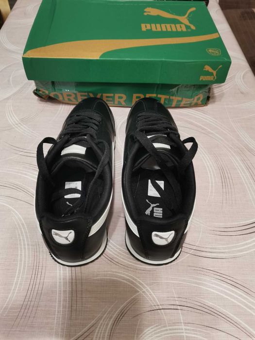 Мъжки кожени маратонки Puma Roma Basic