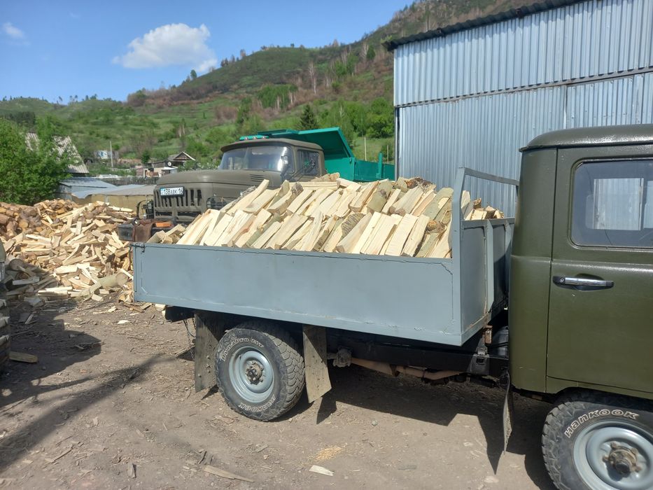 Продам дрова колотыми, чурками