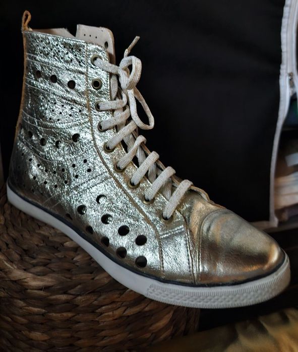 Естествена кожа луксозни кецове