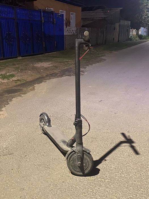 Продам электросамокат Xiomi