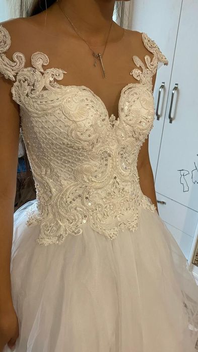 Продам свадебное платье.