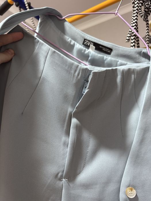 Брючный костюм с жилеткой