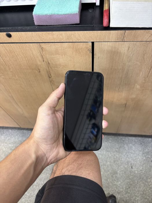 Айфон XR 128gb 79%