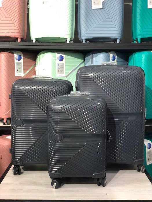 Прочные чемоданы