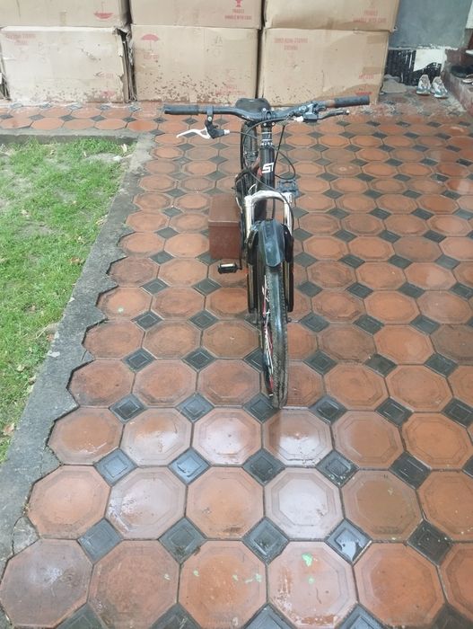 Velosiped сотилади 200000