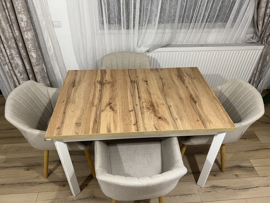 Masa cu 4 scaune Jysk