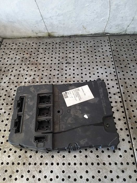 Modul electronic imobilizator renault megane 2 8200233458a 8200292067