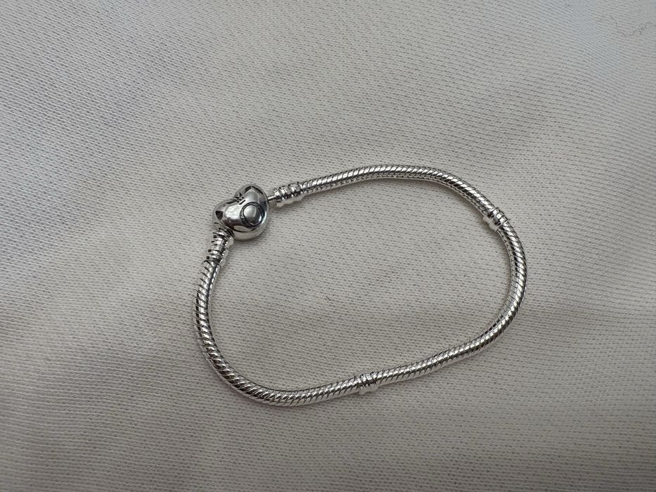 Bratara Pandora moments noua 17 cm