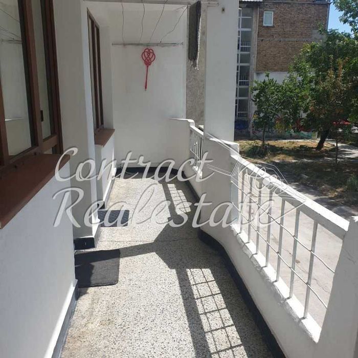 Дава се под наем Четиристаен апартамент в Варна, Център - 120 кв.м за 510 € - Снимка #12