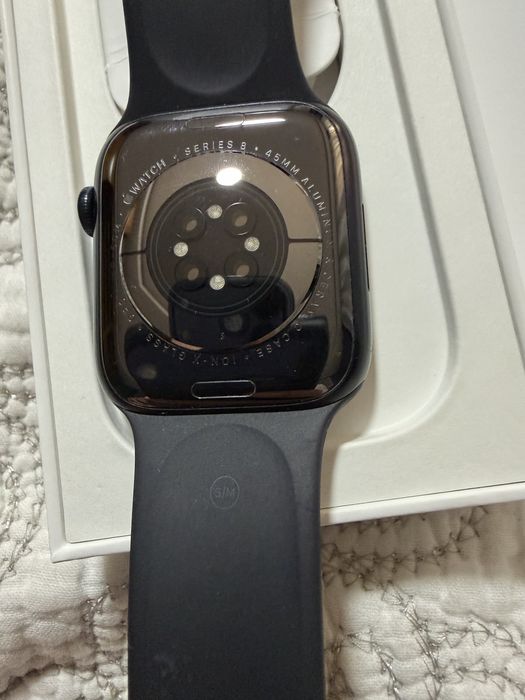 Часы Apple Watch Series 8 45 mm