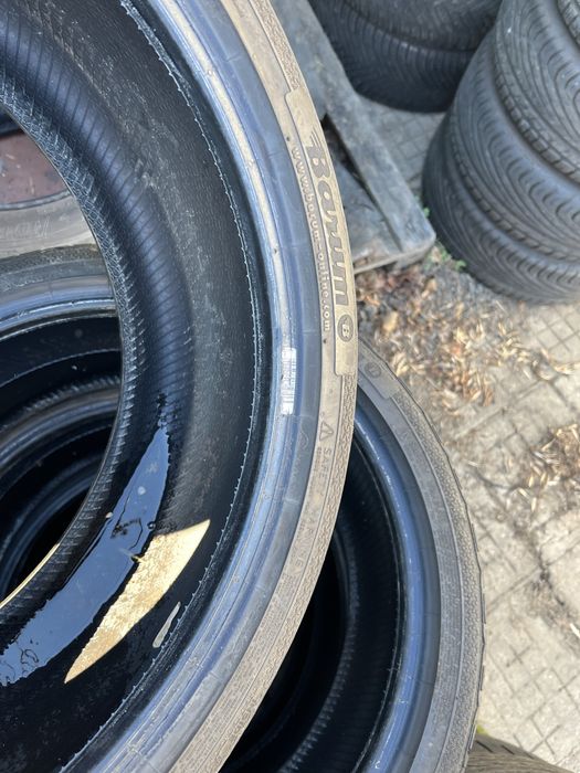 Гуми 2 бр  245/35/19  - 1бр - 125 лв