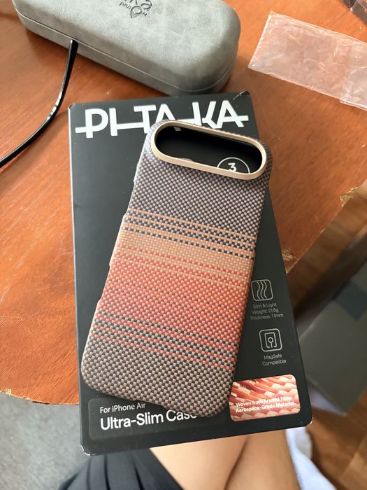 чехол Pitaka Iphone air
