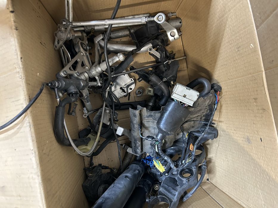 Honda cbr1000rr 06-07 на части